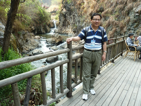 72612